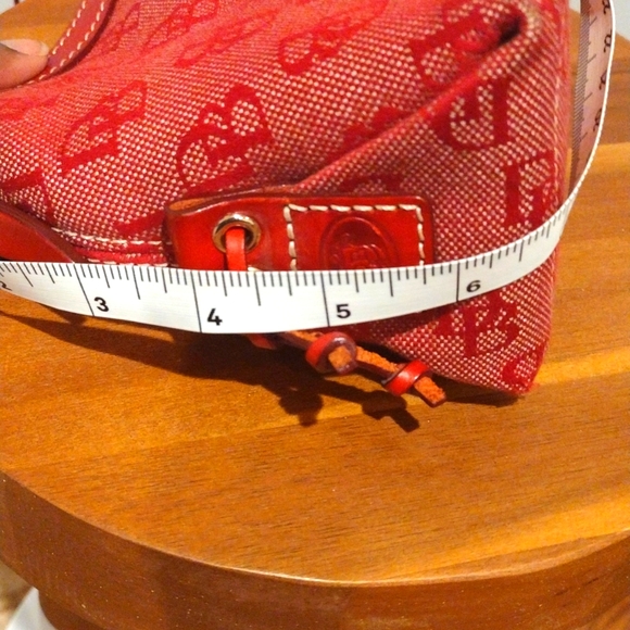Vintage Dooney & Bourke Bag Hobo Red Leather Canvas Shoulder Bag Signature 1975 - Picture 7 of 16